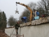 afwerken van de muur, 18 maart 2011, foto Pierre Detchevery